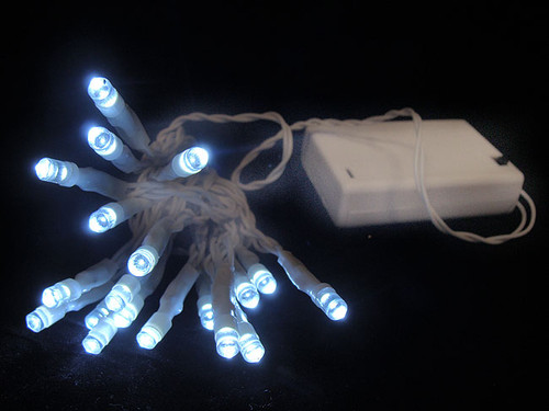 20 Battery Operated Cool White LED Wide Angle Christmas Lights - White Wire