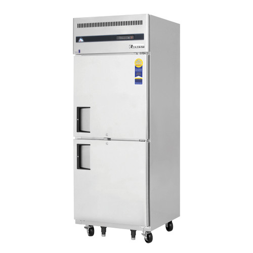 Everest Refrigeration ESFH2 29.25" One Section Two Half Door Upright Reach-In Freezer - 23 Cu. Ft.