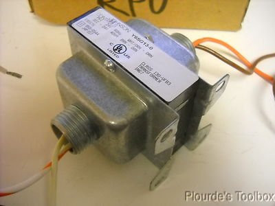 Johnson Controls Y65G13-0 Johnson 40va transformer 24VAC primary foot mounting