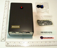 Honeywell 2605 R8182D-1079 Triple Aquastat Relay and Oil Burner with Primary Control Vertical Mount-Less Well