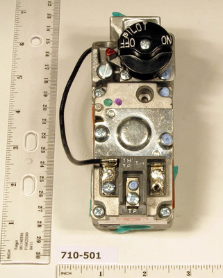 ROBERTSHAW 17601 1/2" X 1/2" MILLIVOLT GAS VALVE WIT 1/2" X 1/2" MILLIVOLT GAS VALVE WIT