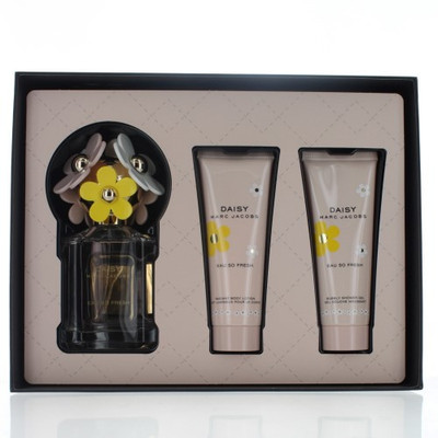 DAISY EAU SO FRESH GSWMARCJACOBSFRE3P25 MARC JACOBS by MARC JACOBS 3 PIECE GIFT SET - 2.5 OZ EAU DE TOILETTE SPRAY, 2.5 OZ BODY LOTION, 2.5 OZ SHOWER GEL WOMEN GIFT SET