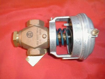 Johnson Controls 6358 1/2" NPT. 3-WAY PNEUMATIC MIXING VALVE ASSEMBLY CV