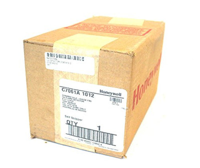 Honeywell 10542 , Inc. C7061 Dynamic Self-Check Ultraviolet Flame Detecto