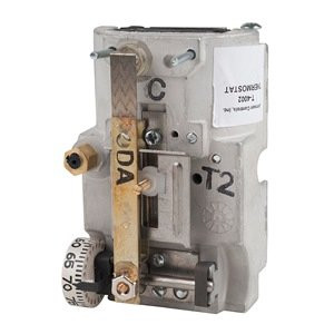 Johnson Controls 3570 Dual Temperature Thermostat without Indexing Switch, Direct Acting, Horizontal Mounting.