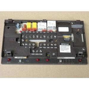 HONEYWELL Q7300D1038 Q7300D1038 SWITCHING SUBBASE FOR 2 COMPRESSOR 