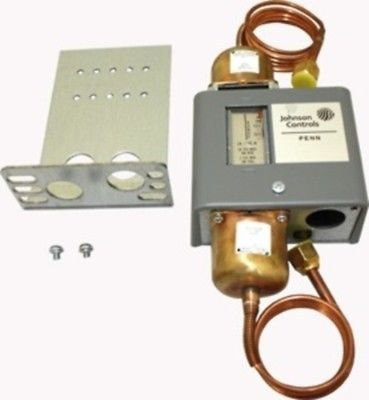 JOHNSON CONTROLS 8562 SPDT SNAP ACTING DIFFERENTIAL PRESSURE SWITCH ; 3