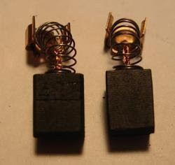 Makita MAKCB434 195020-8 Carbon Brush Set