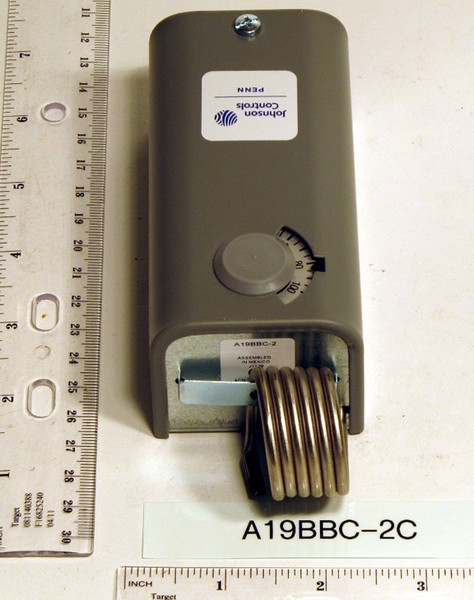 Johnson Controls 6072 Line Voltage Mechanical Thermostat, Heating/Cooling, 120 to 277VAC, 1 Stage