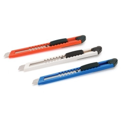 Titan TIT11008 3PC Breakaway Knife Set.