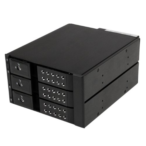 STARTECH.COM HSB3SATSASBA EASILY CONNECT AND HOT SWAP UP TO THREE 3.5 SATA/SAS HARD DRIVES FROM TWO 5.25 B
