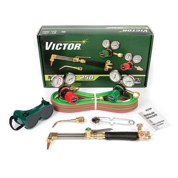 Victor Medalist 250 Classic Outfit
