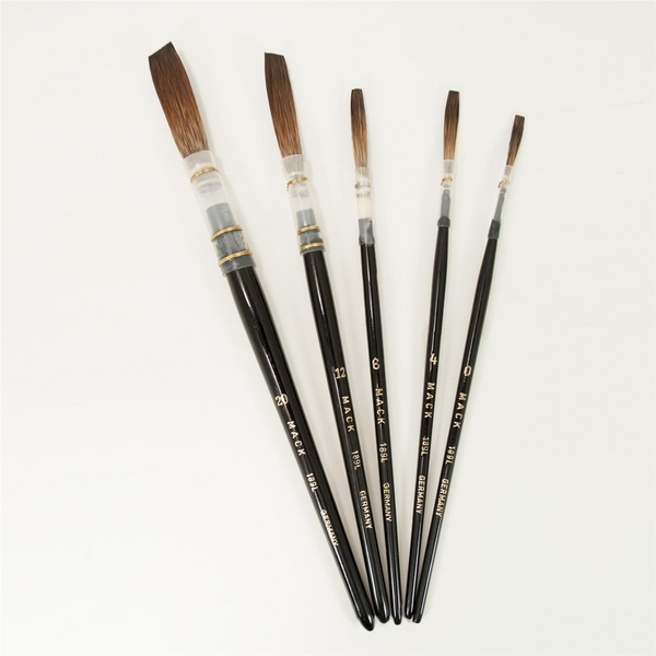 Mack Brushes Gray Pencil Quill/ Size 9 / Black handle / 1 Ea.