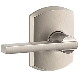 SCHLAGE F10LAT626GRW F10-LAT-GRW Latitude Passage Door Lever Set with Decorative Greenwich Ro, Satin Chrome
