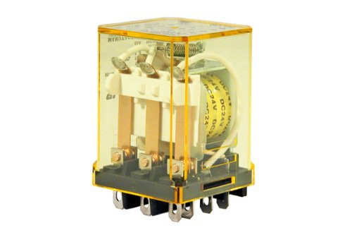 IDEC Relays RR3B-ULAC120V 120v 3PDT 10a PnlMt IdecRelay