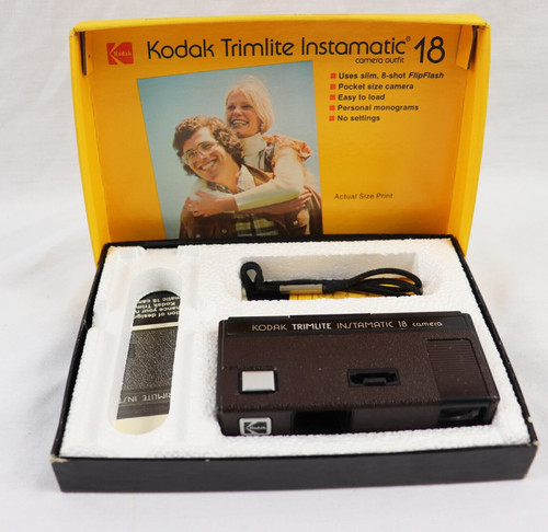 VINTAGE Kodak Trimlite Instamatic 18 Camera in Original Box