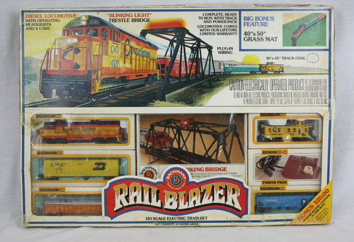 VINTAGE Bachmann Rail Blazer HO Scale Electric Train Set in Original Box