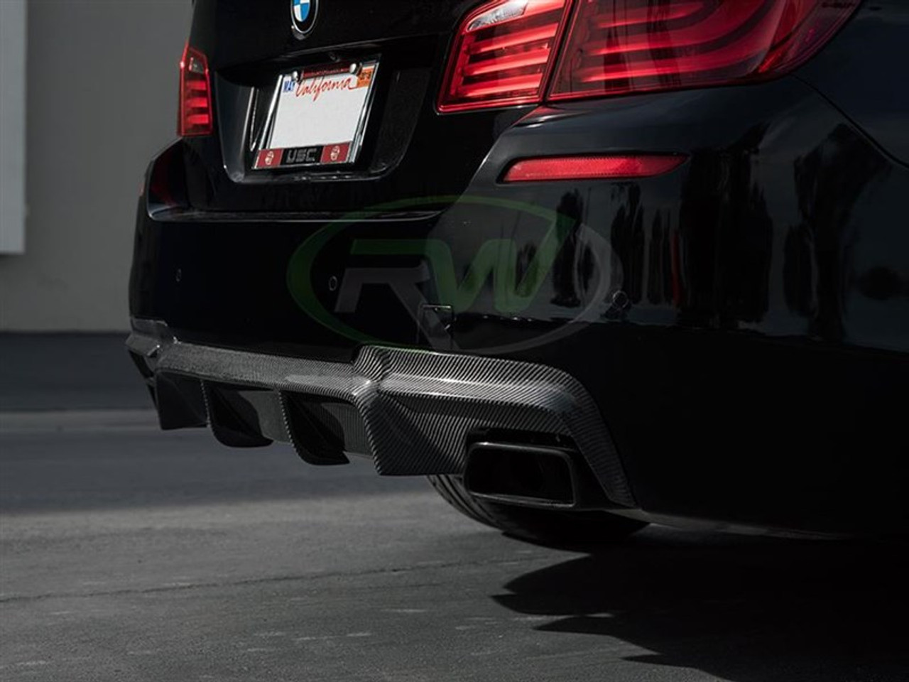 F10 Carbon Fiber M4 Style Rear Trunk Spoiler Wing For BMW F10 F11
