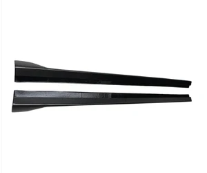 Phoenyx Design Porsche Macan | Carbon Fiber Side Skirts