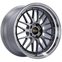 BBS LM 19x8.5 5x112 ET32 Diamond Black Center Diamond Cut Lip Wheel -82mm PFS/Clip Required bbsLM269DBPK
