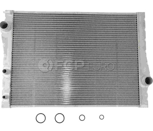 BMW Radiator - Nissens 17117533472 BMW Radiator - Nissens 17117533472