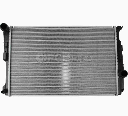 BMW Radiator - Nissens 17118623369 BMW Radiator - Nissens 17118623369