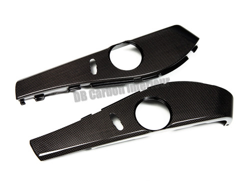 DB CARBON - Cover/Plate behind seat adjusting switches r+l (2 switches version) DB CARBON - Cover/Plate behind seat adjusting switches r+l (2 switches version)