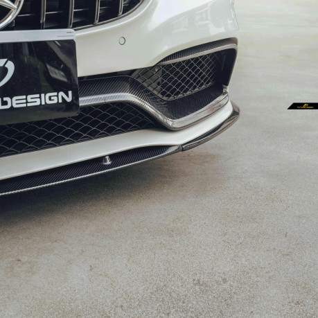 Future Design Mercedes-Benz C63 (A205/C205/W205/S205) Carbon Fiber Front Bumper Center Trim