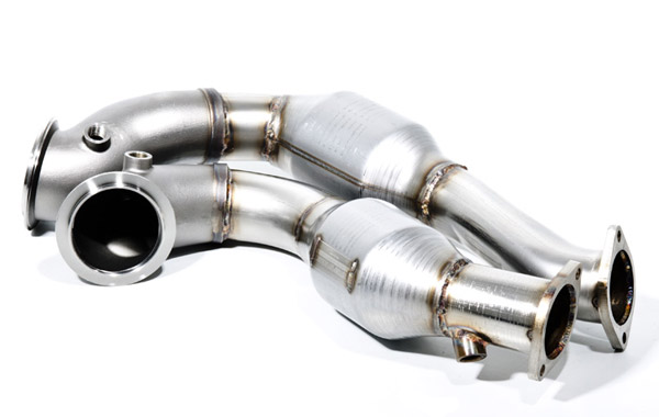 downpipe-bn54dpc-e82-135-e90-e92-335-cp-e-cat-downpipes-1.jpg