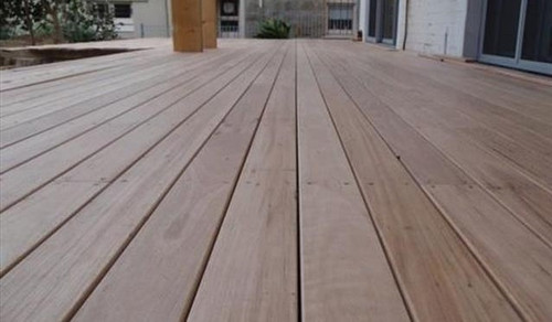 135 x 19 White Mahogany Decking Feature Grade