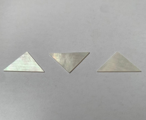 1pc White MOP inlay triangle 22 x 11.6 x 0.6mm