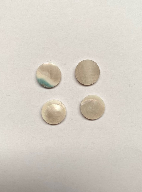 Green Turban (Green snail) shell dots 15mm diameter 3.5mm thickness are round flat shell pcs cut to precise diameter and thickness. Ideal for use in inlay applications - for fretboard markers and general inlay or jewellery decorations. All dots are A grade.