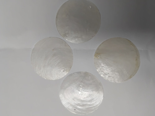 Capiz shell discs round Capiz shell discs with hole can be used as hanging ornaments furniture decorations, jewellery.