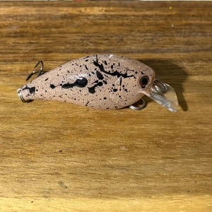 Blind Squirrel Baits custom hand painted square bill crankbait in our dirty bone paint pattern
