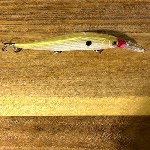 Golden Shad Jerkbait