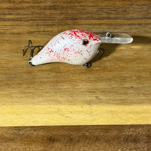 Bloody Medium Diver