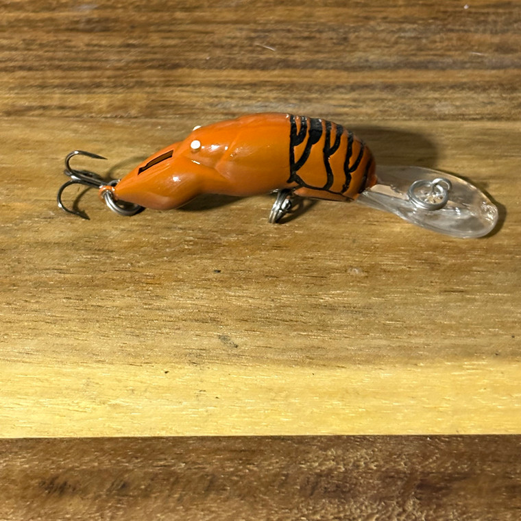 Blind Squirrel Baits custom craw style crank bait. Medium depth diving