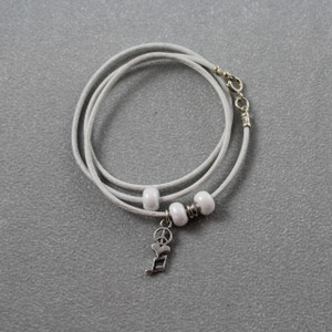 Kinetic Bracelet in White Leather With Silver Peace-Love-Music Charm