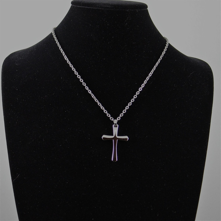 Cross Necklace in Stainless Steel on 18 inch Cable Chain
