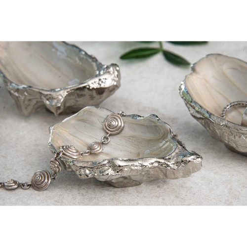 Oyster Jewellery Holders