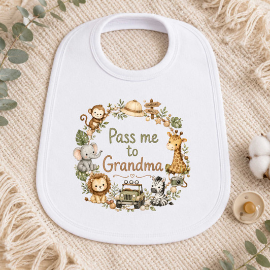 BIB 3 PASS ME TO GRANDMA safari design Baby Bib