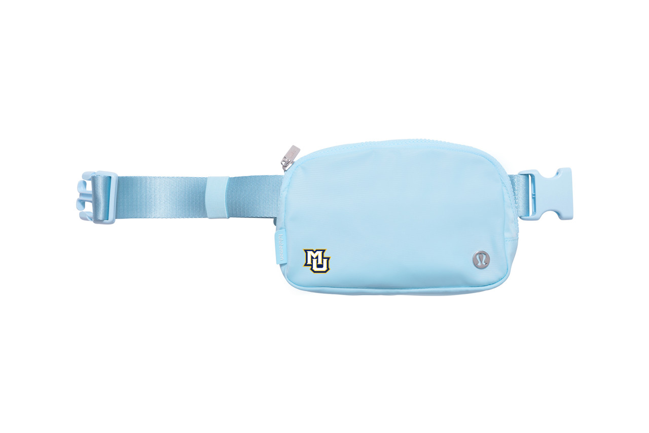 lululemon Everywhere Belt Bag Proud Cloud - MARQUETTE UNIVERSITY SPIRIT SHOP lululemon Everywhere Belt Bag Proud Cloud - MARQUETTE UNIVERSITY SPIRIT SHOP