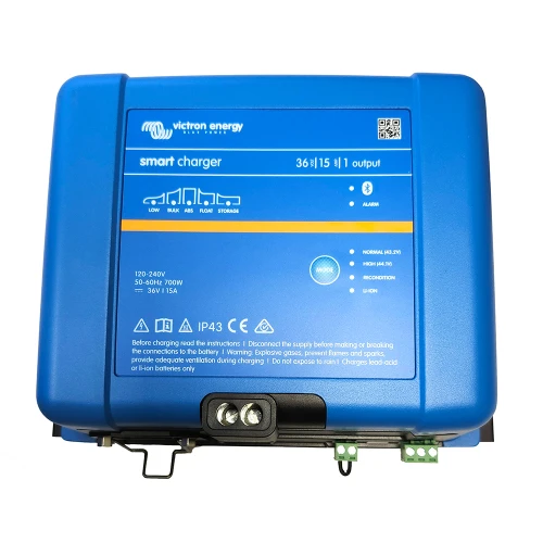 Victron Smart IP43 Charger 36V 15 (1) 120-240V - PSC361550095