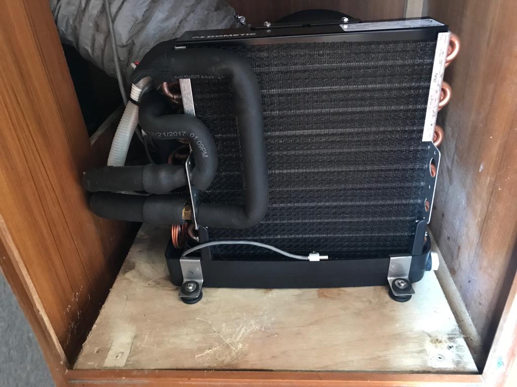 4868080d-5261-4e1b-b93e-7d2e3215bf25.jpg 4868080d-5261-4e1b-b93e-7d2e3215bf25.jpg