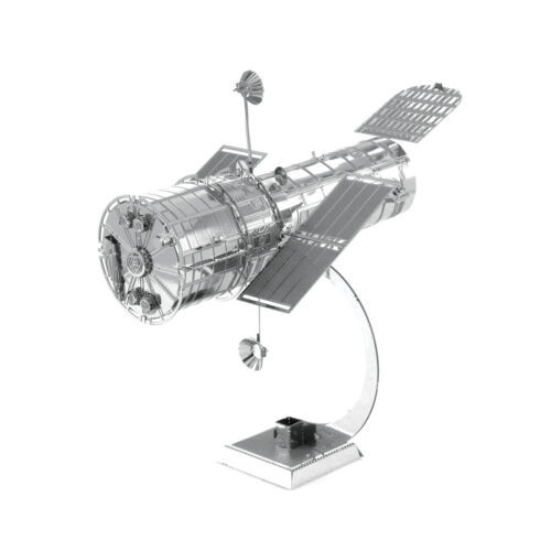 Metal Earth Hubble Telescope 3D Metal Model + Tweezer 010930