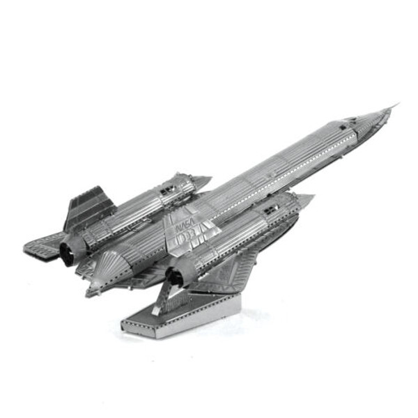 Metal Earth SR-71 Blackbird 3D Metal Model + Tweezer 010626