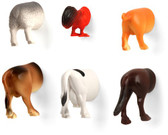 Farm Animal Butt Magnets Kikkerland 055667