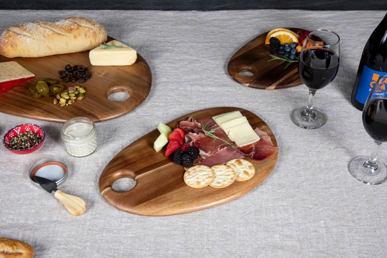 Picnic Time Pebble Shaped Acacia Cutting & Serving Board - Thumbnail 2