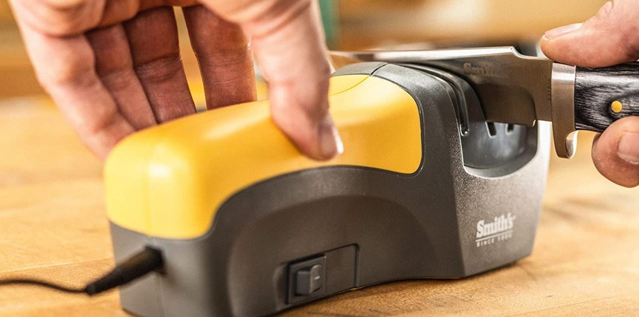 Smith's 50005 Edge Pro Compact Electric Knife Sharpener - Yellow