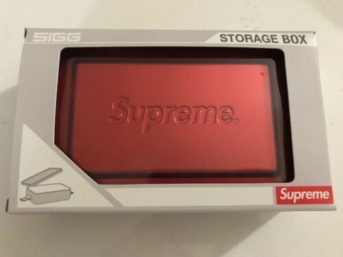 SUPREME SS18 SIGG SMALL STORAGE BOX ITEM IN HAND TO SHI